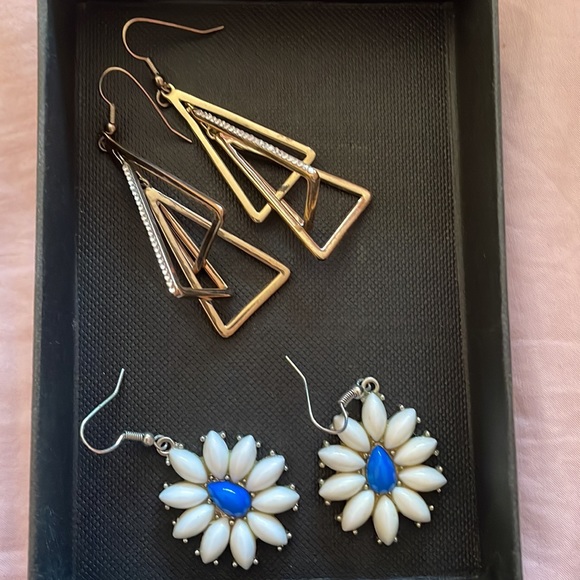 CHARMING CHARLIE earrings x3 - Picture 5 of 6